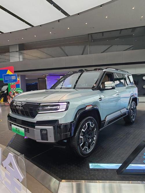 佛山108比亚迪方程豹硬派越野的爆款，英菲尼迪35周年与你共成长